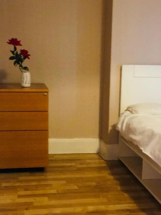 Dach Apartments - Cozy 3 Bed Apartment In Hendon Edgware Ngoại thất bức ảnh
