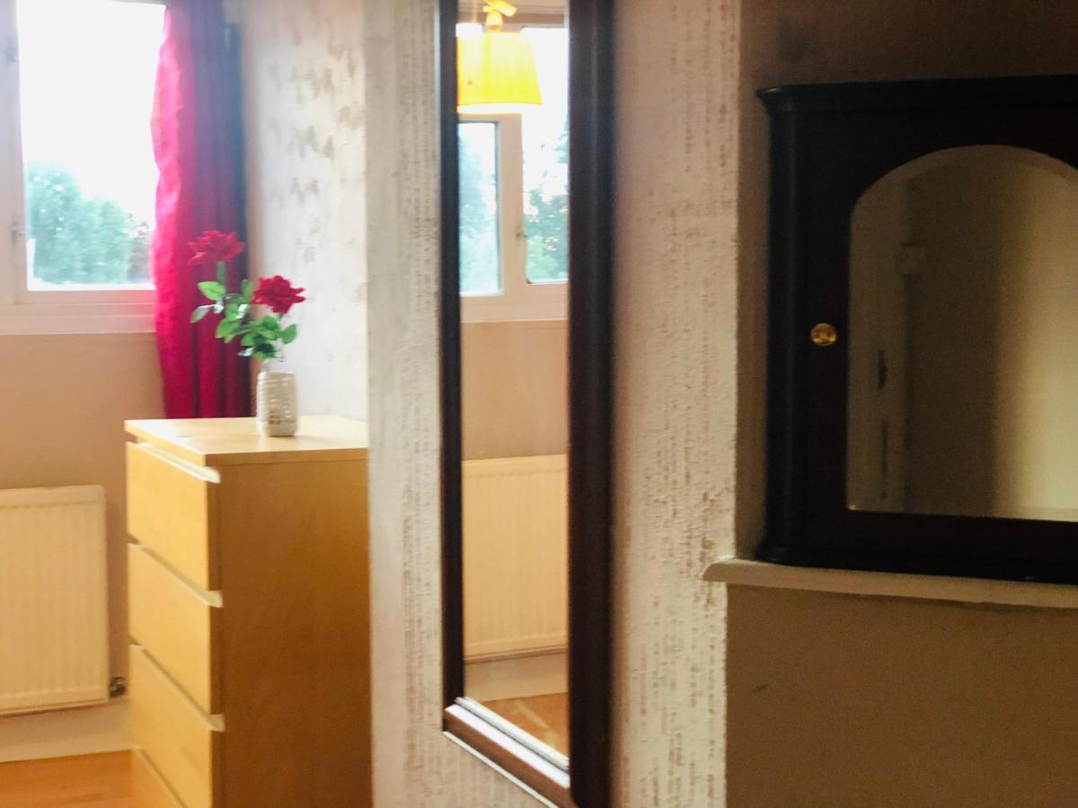 Dach Apartments - Cozy 3 Bed Apartment In Hendon Edgware Ngoại thất bức ảnh