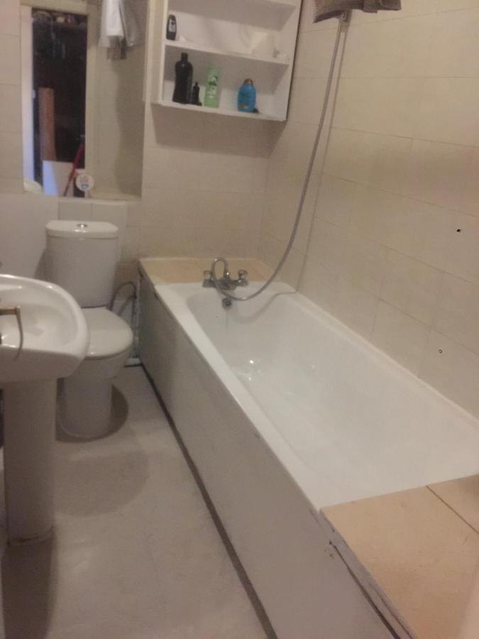 Dach Apartments - Cozy 3 Bed Apartment In Hendon Edgware Ngoại thất bức ảnh