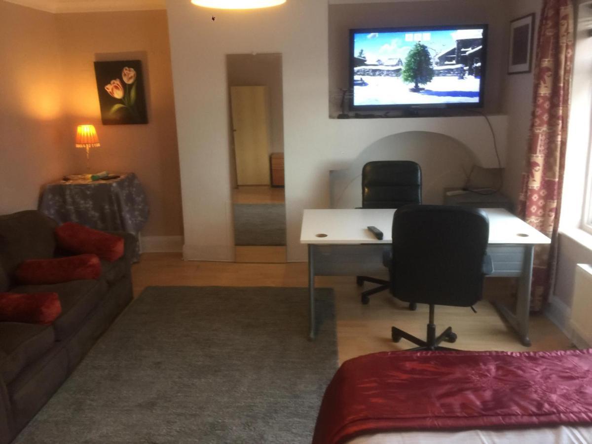 Dach Apartments - Cozy 3 Bed Apartment In Hendon Edgware Ngoại thất bức ảnh