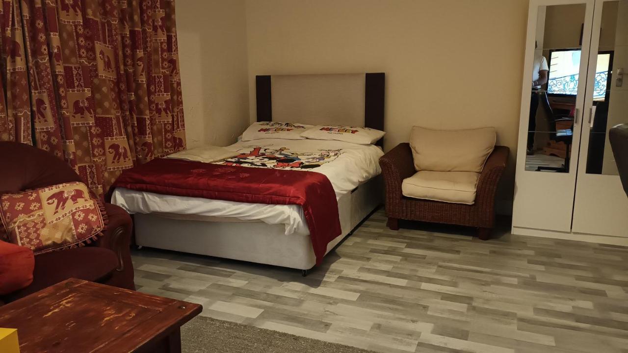 Dach Apartments - Cozy 3 Bed Apartment In Hendon Edgware Ngoại thất bức ảnh
